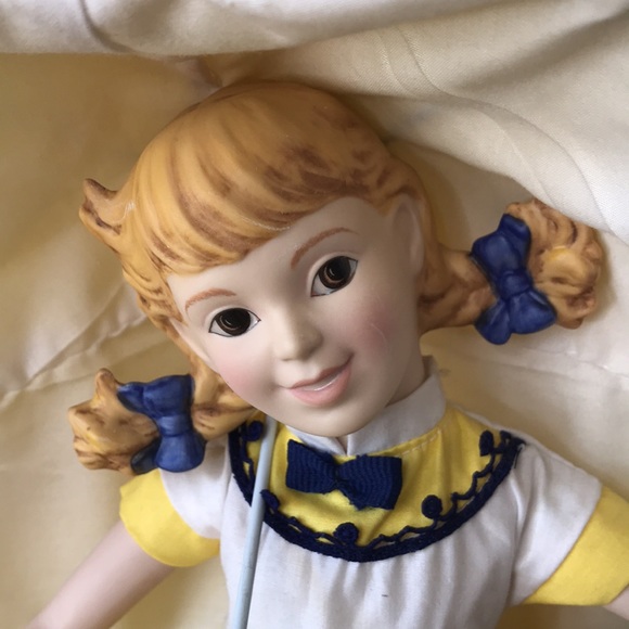 Salt Box Doll - Picture 2 of 10